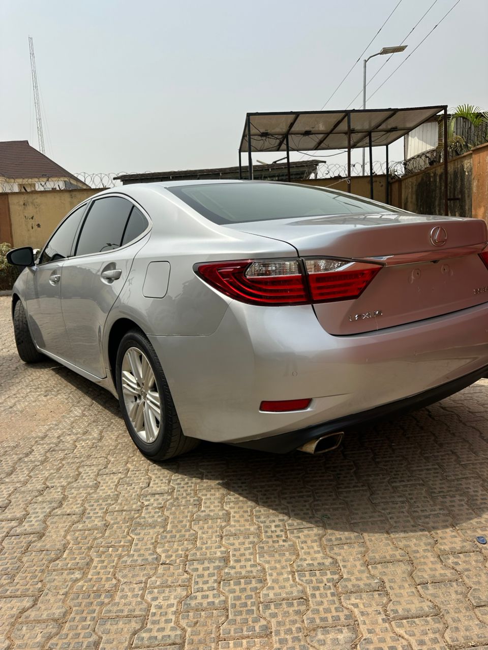 Lexus ES350