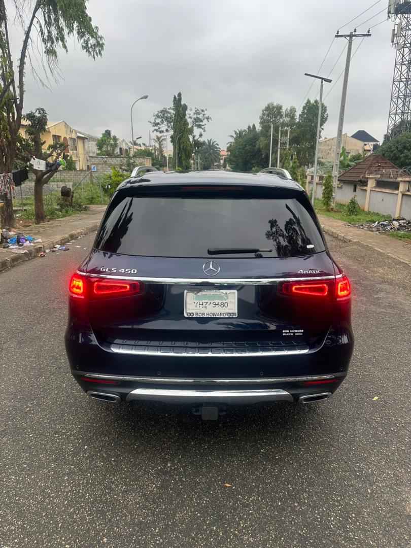 Mercedes Benz GLS450