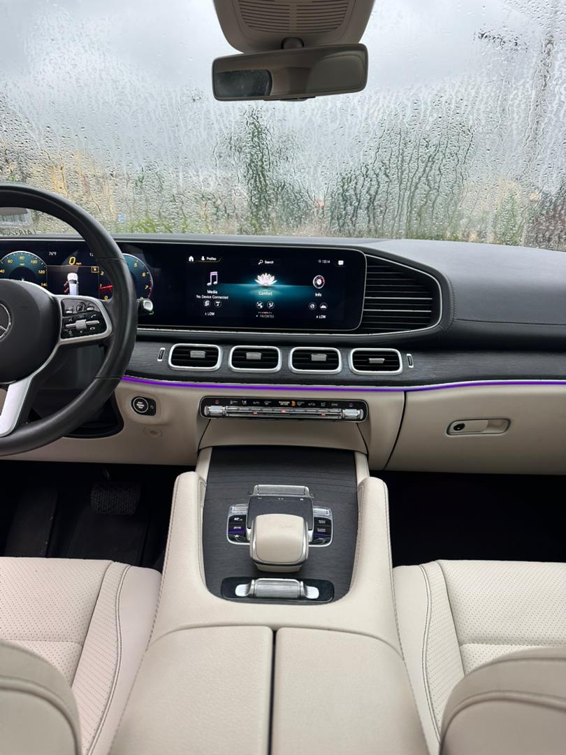 Mercedes Benz GLS450