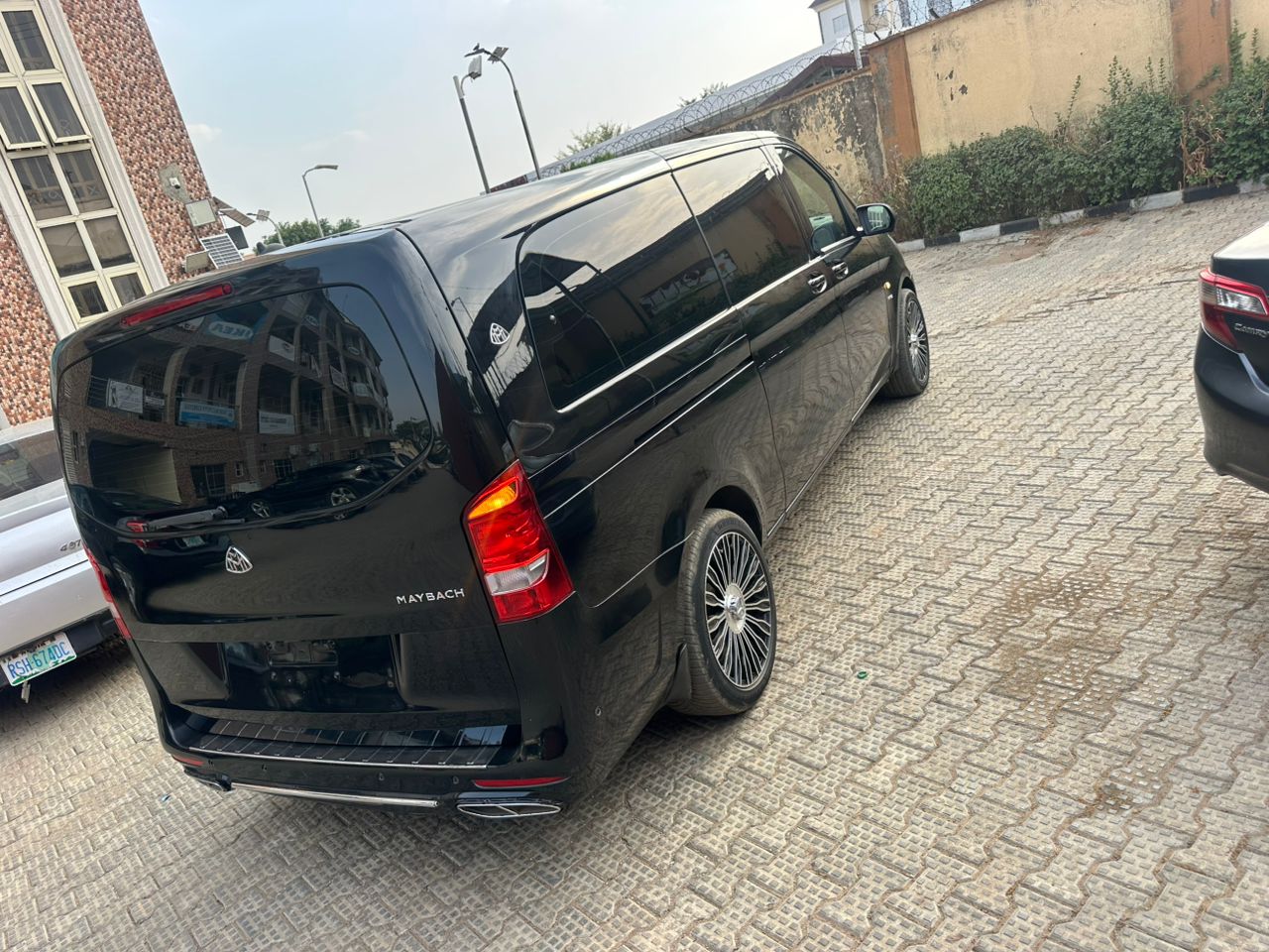 Luxury Mercedes-Maybach S-Class – Ultra Executive & Super Clean